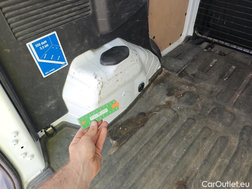  Ford  Transit FORD  Courier/2014/4P/furgón der.turis Van 1.5 TDCi 56kW Trend #38