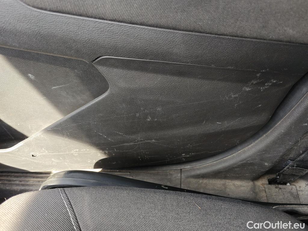  Ford  Transit FORD  Courier/2014/4P/furgón der.turis Van 1.5 TDCi 56kW Trend #62