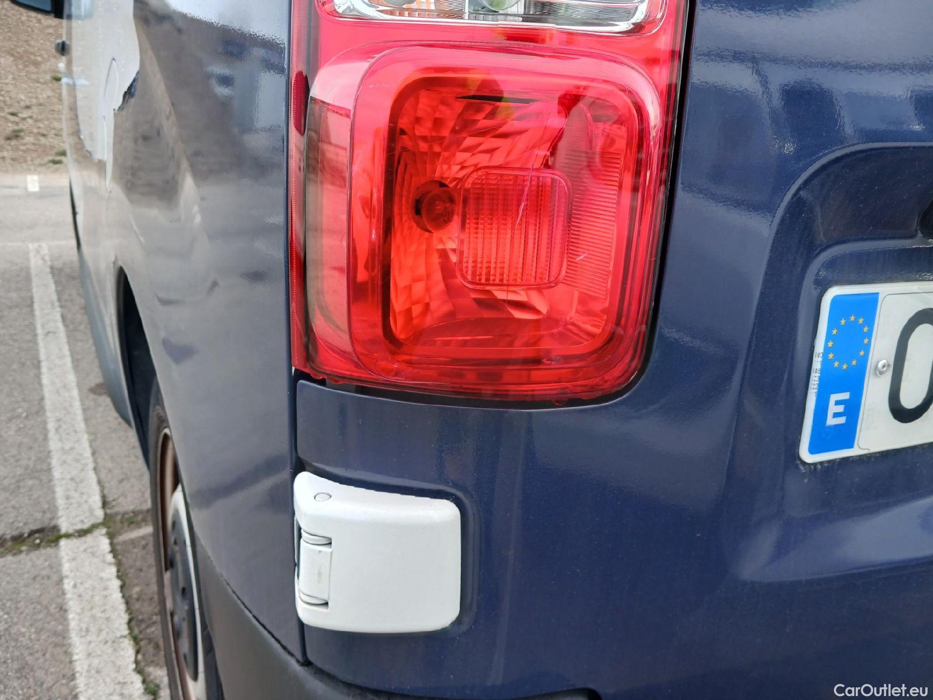  Citroen  Jumpy CITROEN  / 2016 / 4P / furgón Talla M BlueHDi 85KW (115CV) 6v Confort #24