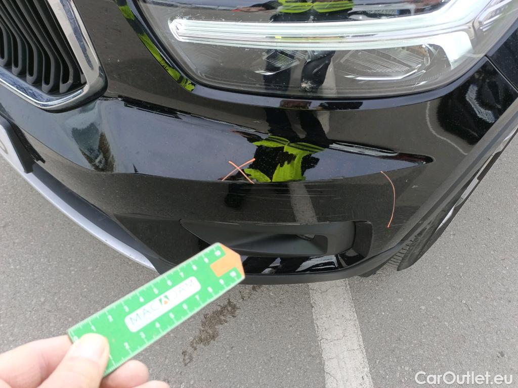  Volvo  XC 40 VOLVO XC40 / 2017 / 5P / todoterreno 2.0 B4 G Momentum Pro Auto #21