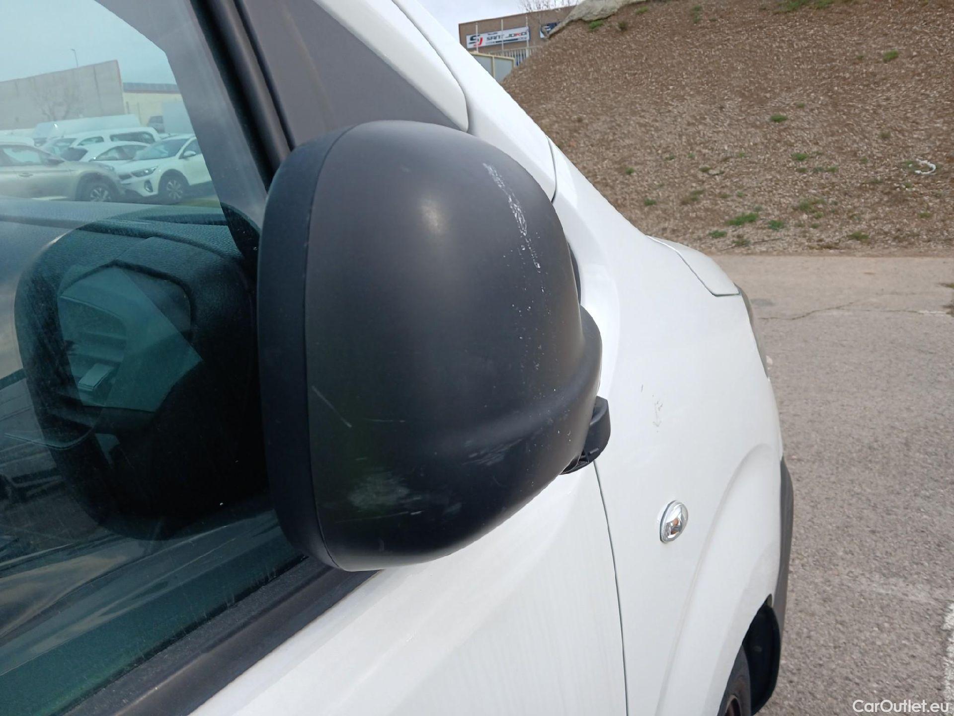  Citroen  Jumpy CITROEN  / 2016 / 4P / furgón Talla M BlueHDi 85KW (115CV) 6v Confort #35