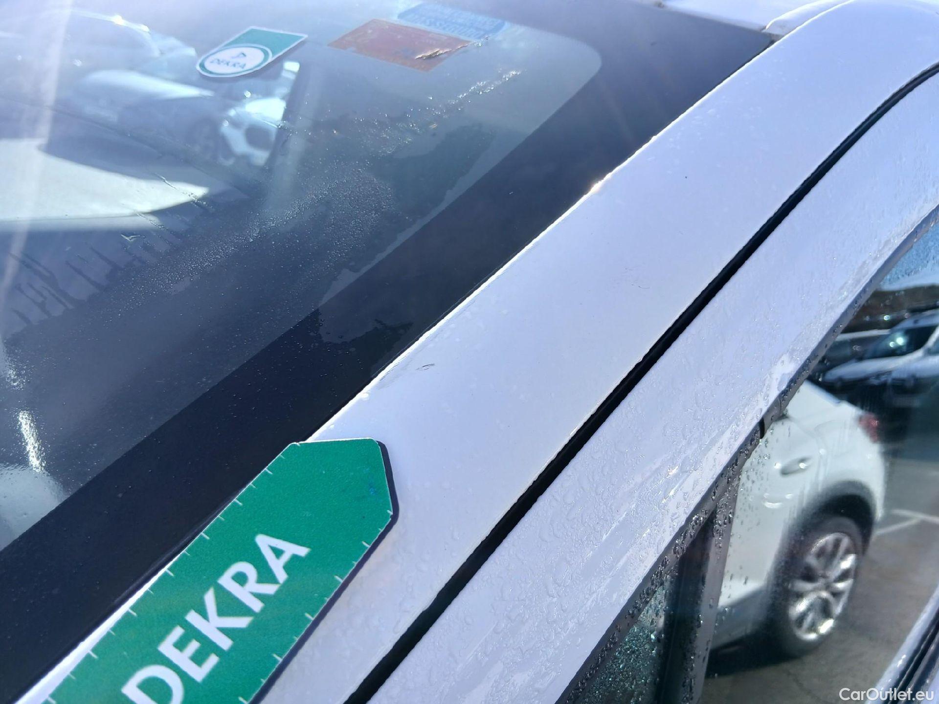  Citroen  Berlingo CITROEN  / 2018 / 4P / furgón derivado de turismo Talla M BlueHDi 100 #36