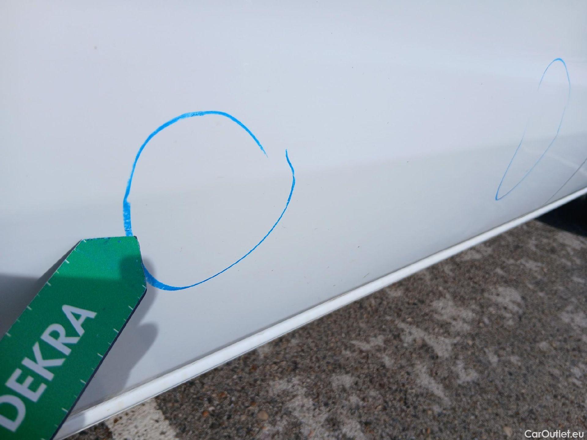  Ford  Ranger FORD  VU 4p 6G pickup 2.2 TDCi 118kW 4x4 Doble Cab. XL S/S #55