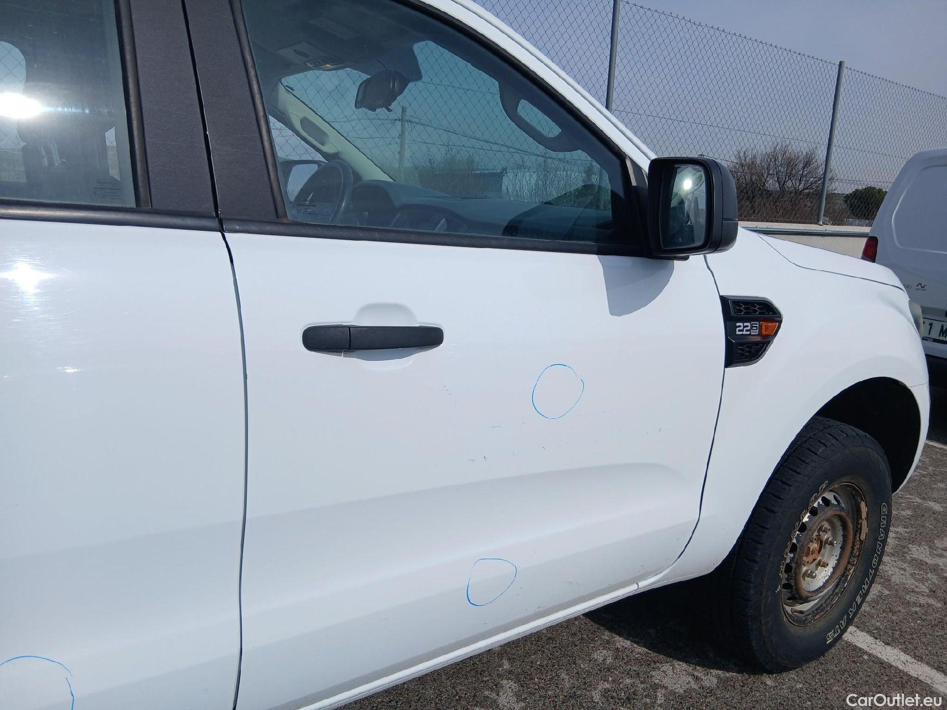  Ford  Ranger FORD  VU 4p 6G pickup 2.2 TDCi 118kW 4x4 Doble Cab. XL S/S #58