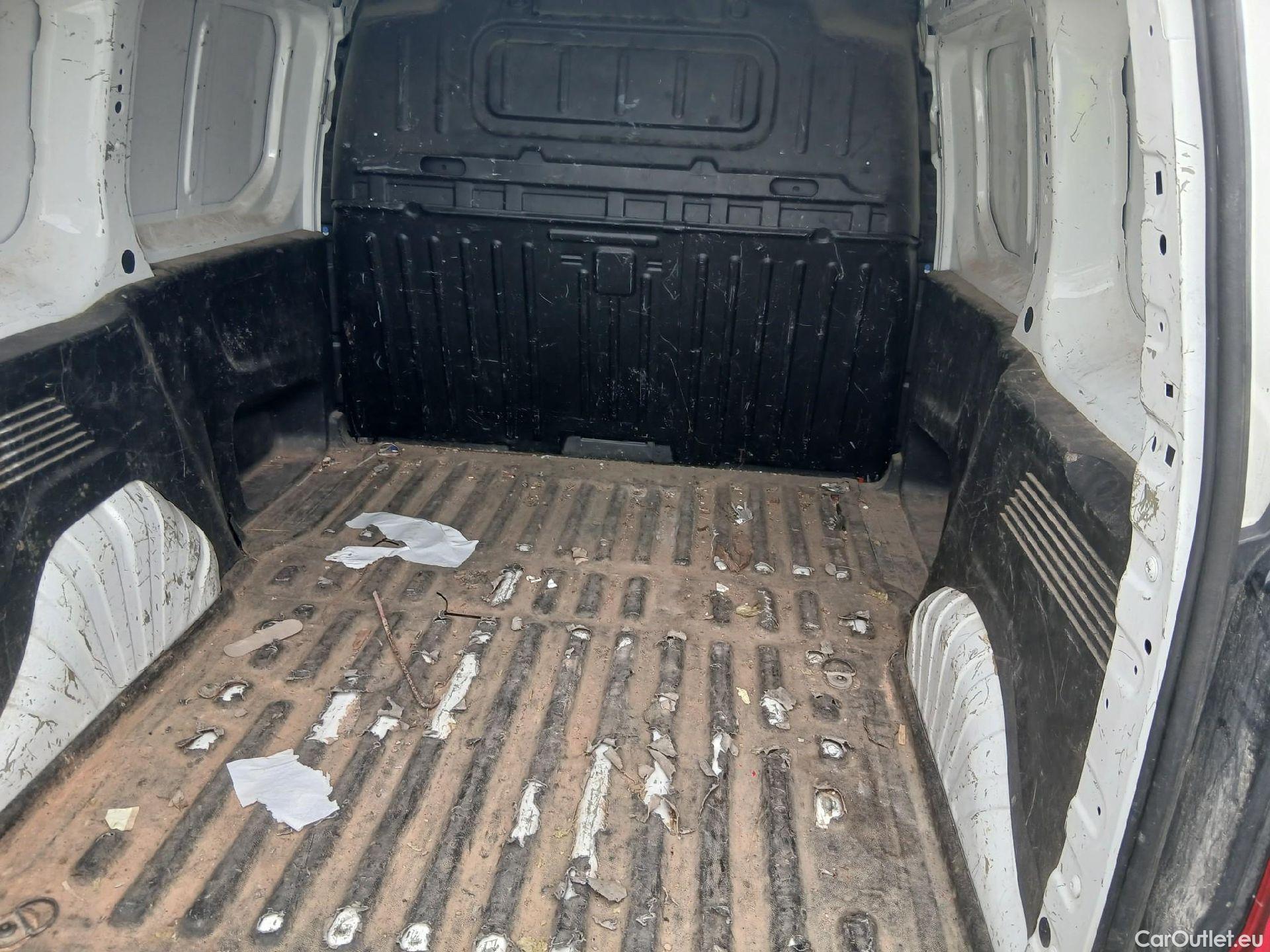  Citroen  Berlingo CITROEN  / 2018 / 3P / furgón derivado de turismo Talla M BlueHDi 100 CONTROL #2