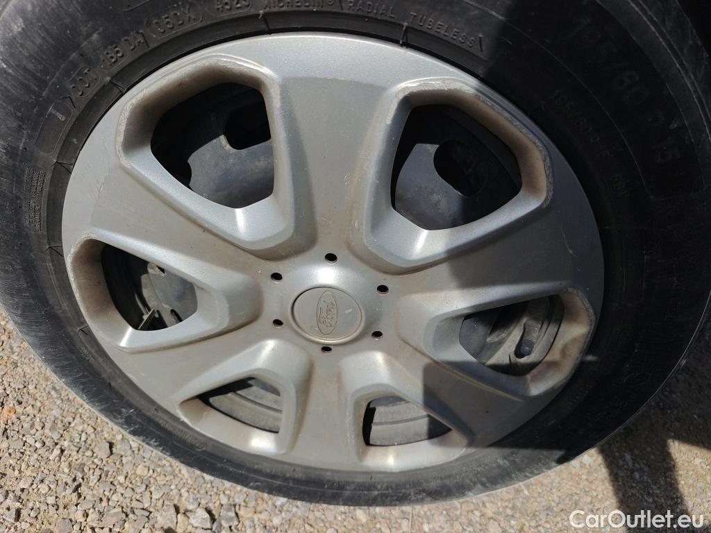  Ford  Transit FORD  Courier/2014/4P/furgón der.turis Van 1.5 TDCi 56kW Trend #76