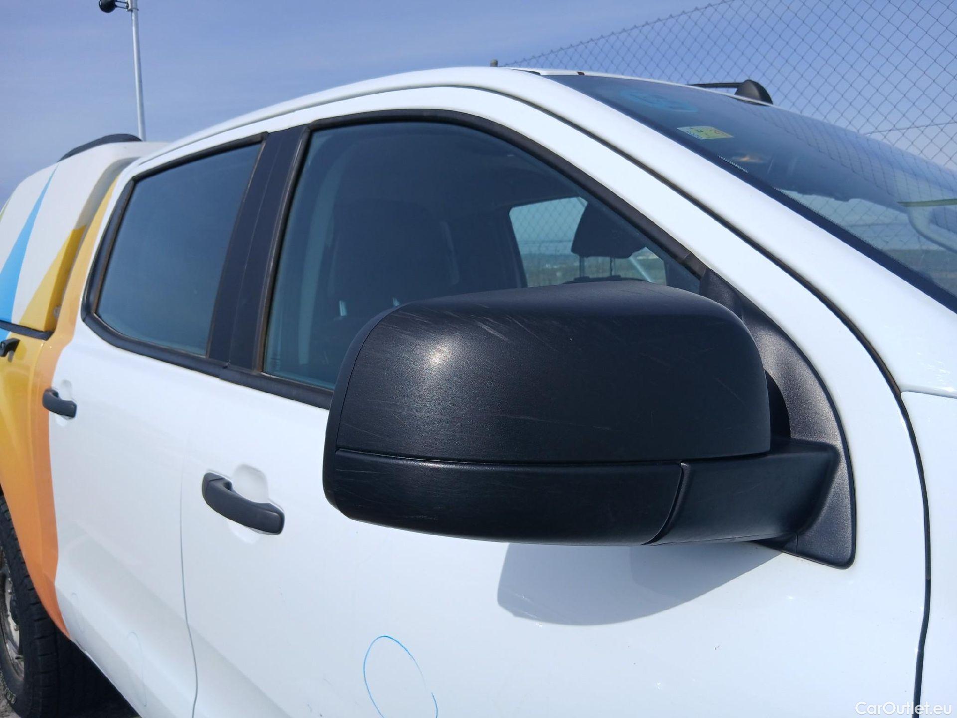  Ford  Ranger FORD  VU 4p 6G pickup 2.2 TDCi 118kW 4x4 Doble Cab. XL S/S #59