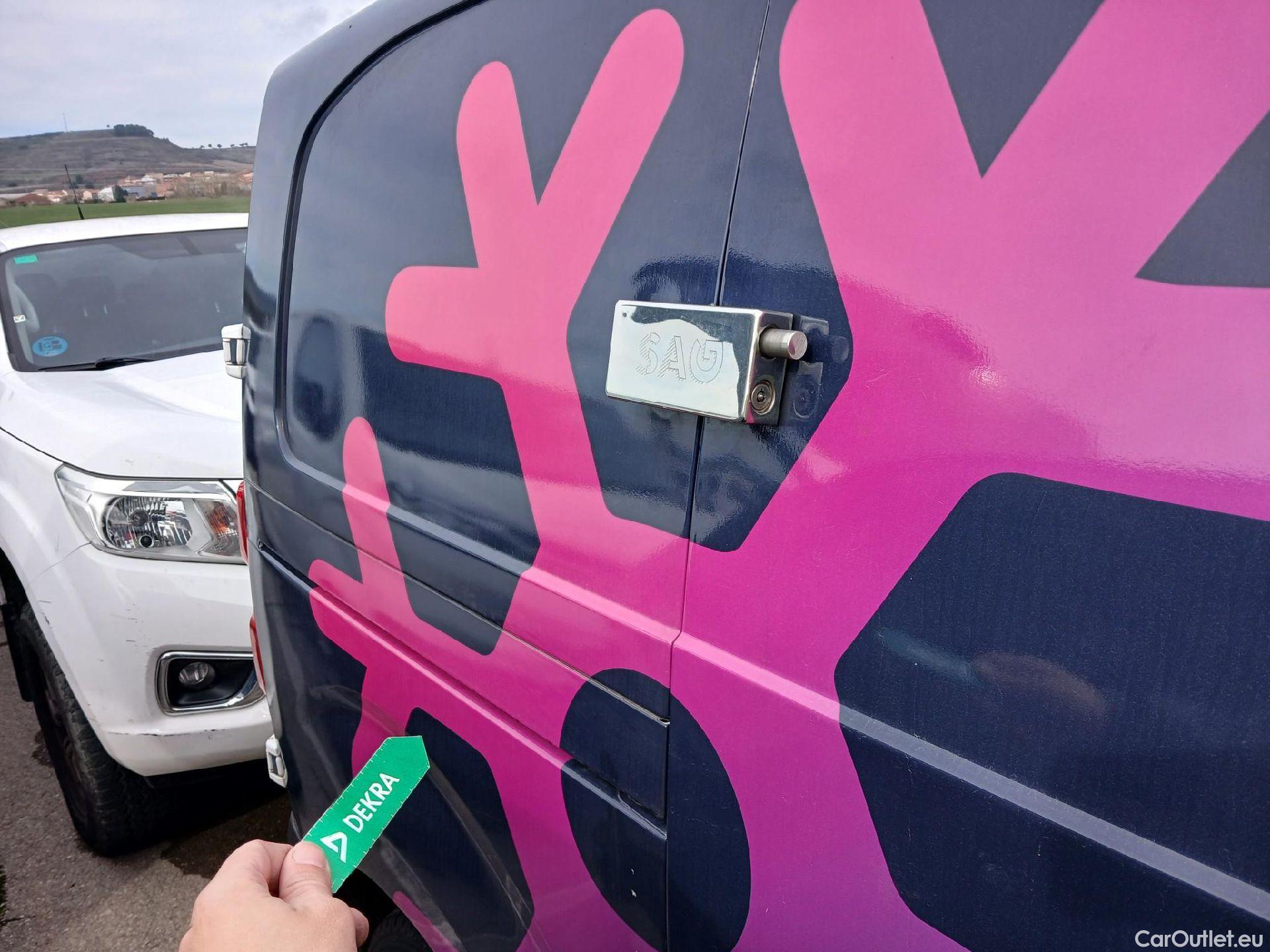  Citroen  Jumpy CITROEN  / 2016 / 4P / furgón Talla M BlueHDi 85KW (115CV) 6v Confort #8