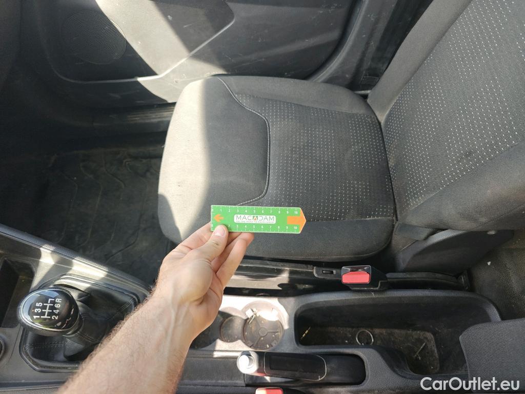  Ford  Transit FORD  Courier/2014/4P/furgón der.turis Van 1.5 TDCi 56kW Trend #45