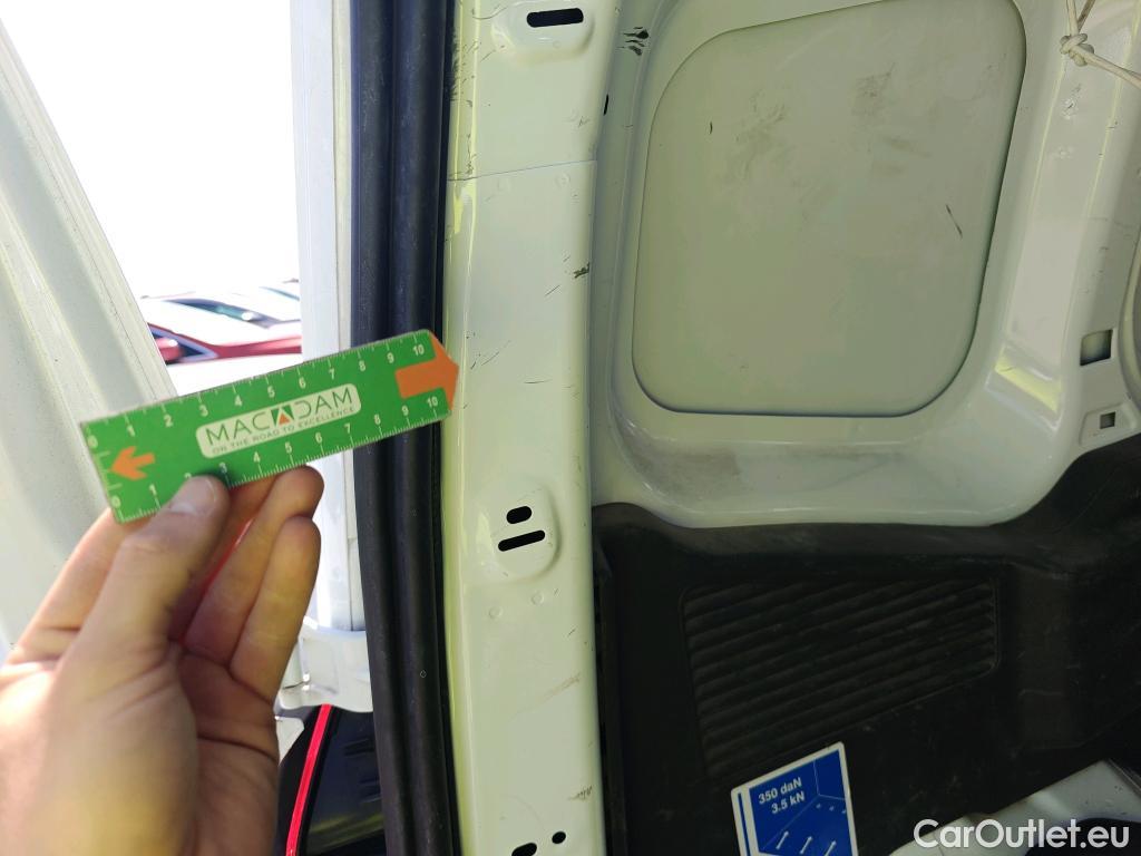  Ford  Transit FORD  Courier/2014/4P/furgón der.turis Van 1.5 TDCi 56kW Trend #39