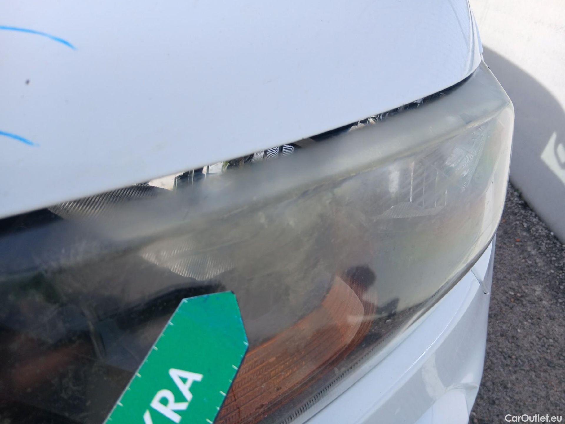  Ford  Ranger FORD  VU 4p 6G pickup 2.2 TDCi 118kW 4x4 Doble Cab. XL S/S #10