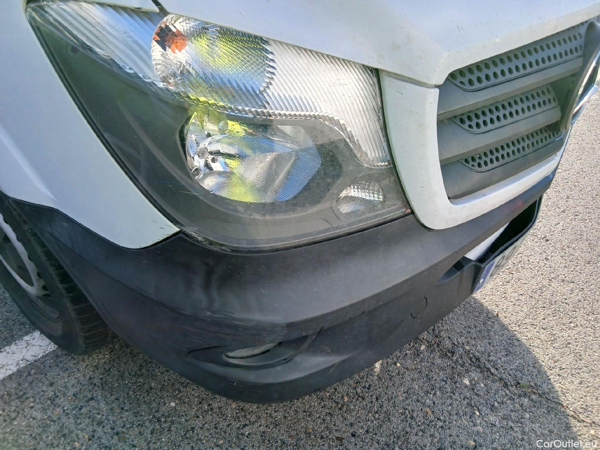  Mercedes  Sprinter MERCEDES-BENZ  / 2013 / 4P / furgón 311 CDI MEDIO 3.5T T. ALTO #12