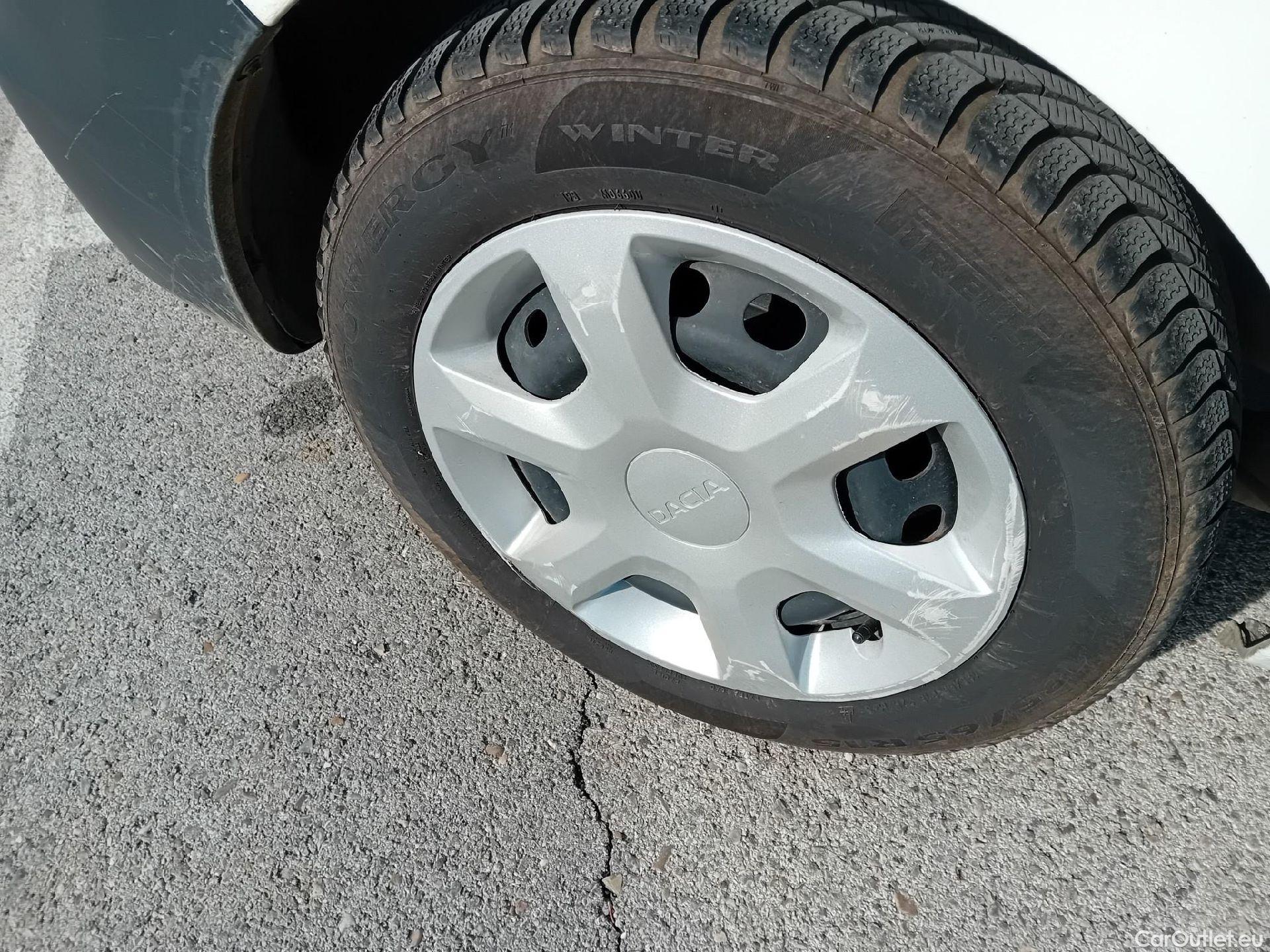  Dacia  Dokker DACIA  VU 4p 1G furgón derivado de Van Ambiance dCi 66kW (90CV) EU6 #25