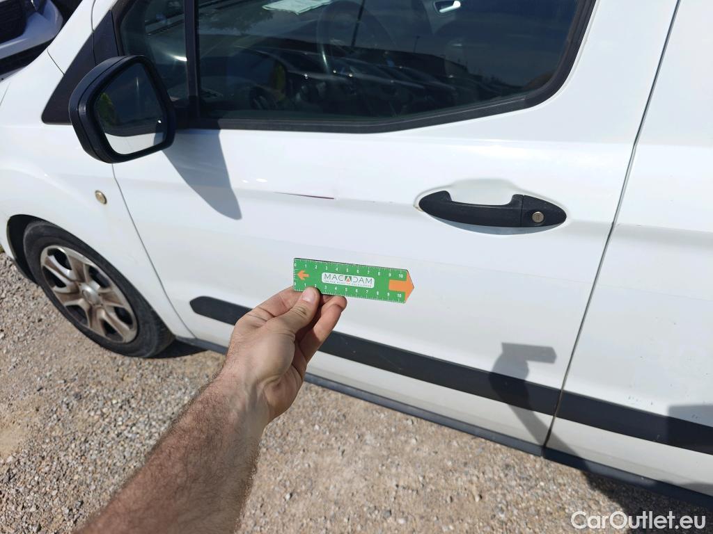  Ford  Transit FORD  Courier/2014/4P/furgón der.turis Van 1.5 TDCi 56kW Trend #33