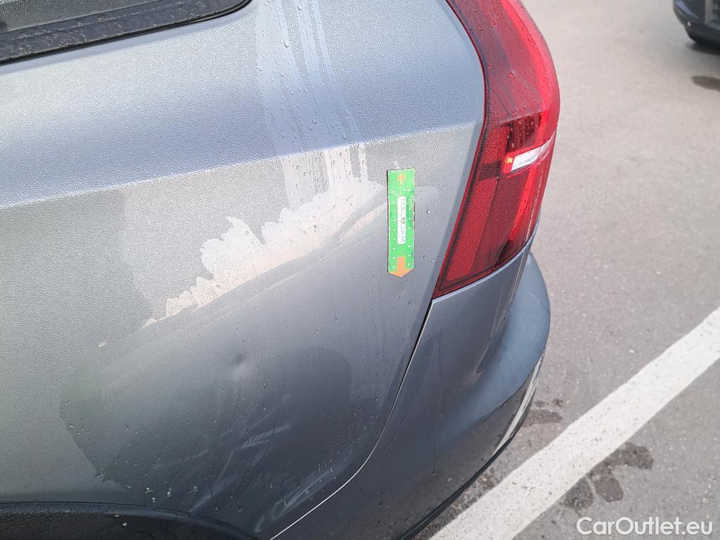  Volvo  V60 VOLVO  Cross Country / 2018 / 5P / familiar 2.0 D4 Auto AWD #7