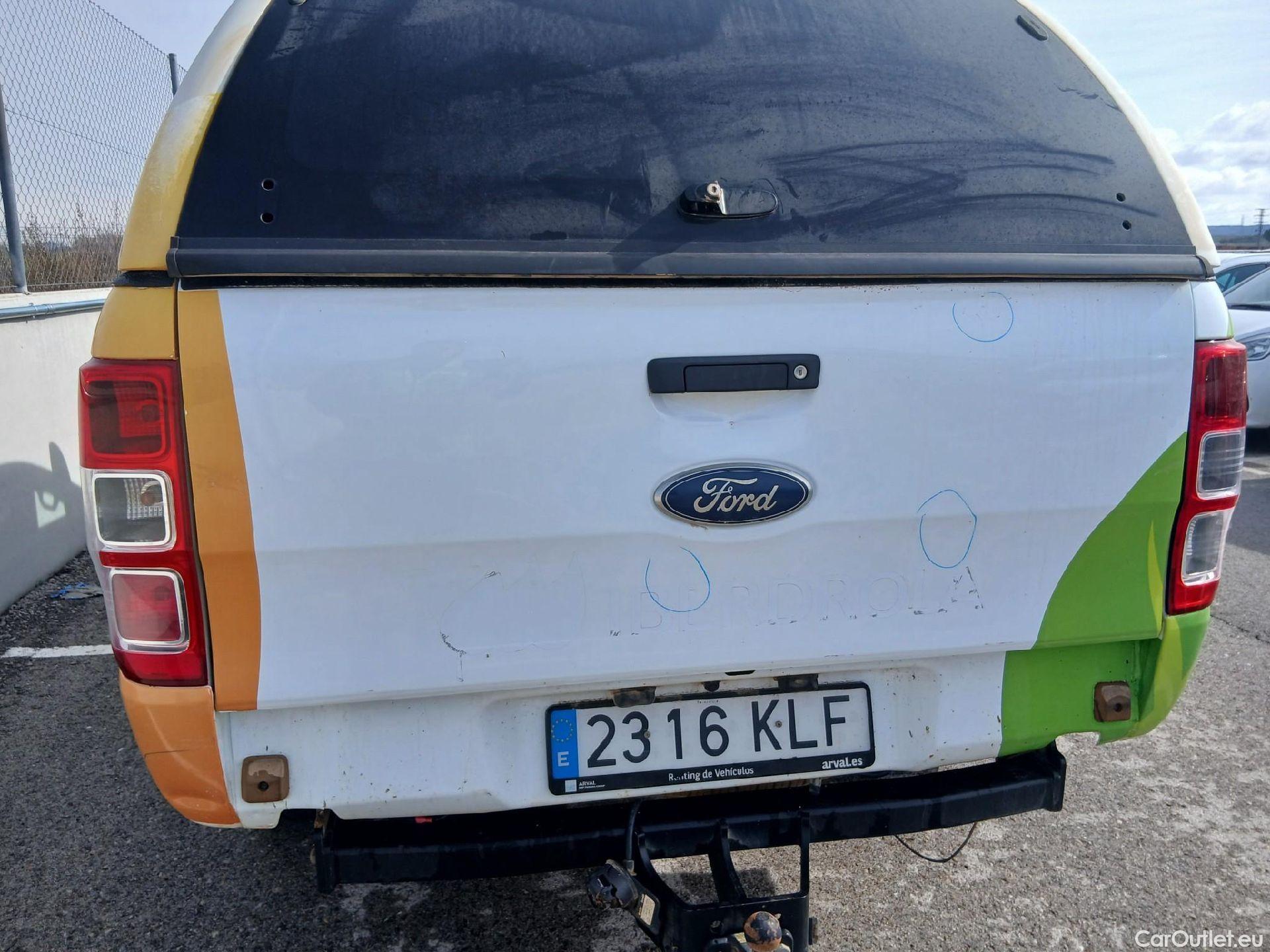  Ford  Ranger FORD  VU 4p 6G pickup 2.2 TDCi 118kW 4x4 Doble Cab. XL S/S #42