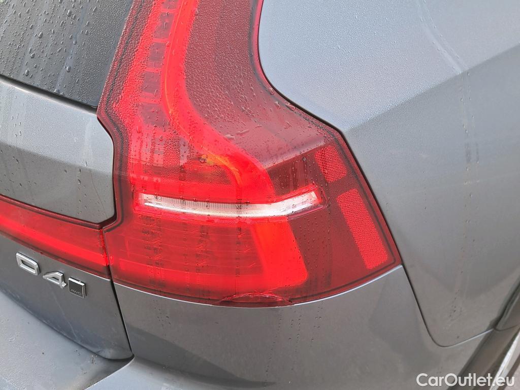  Volvo  V60 VOLVO  Cross Country / 2018 / 5P / familiar 2.0 D4 Auto AWD #1