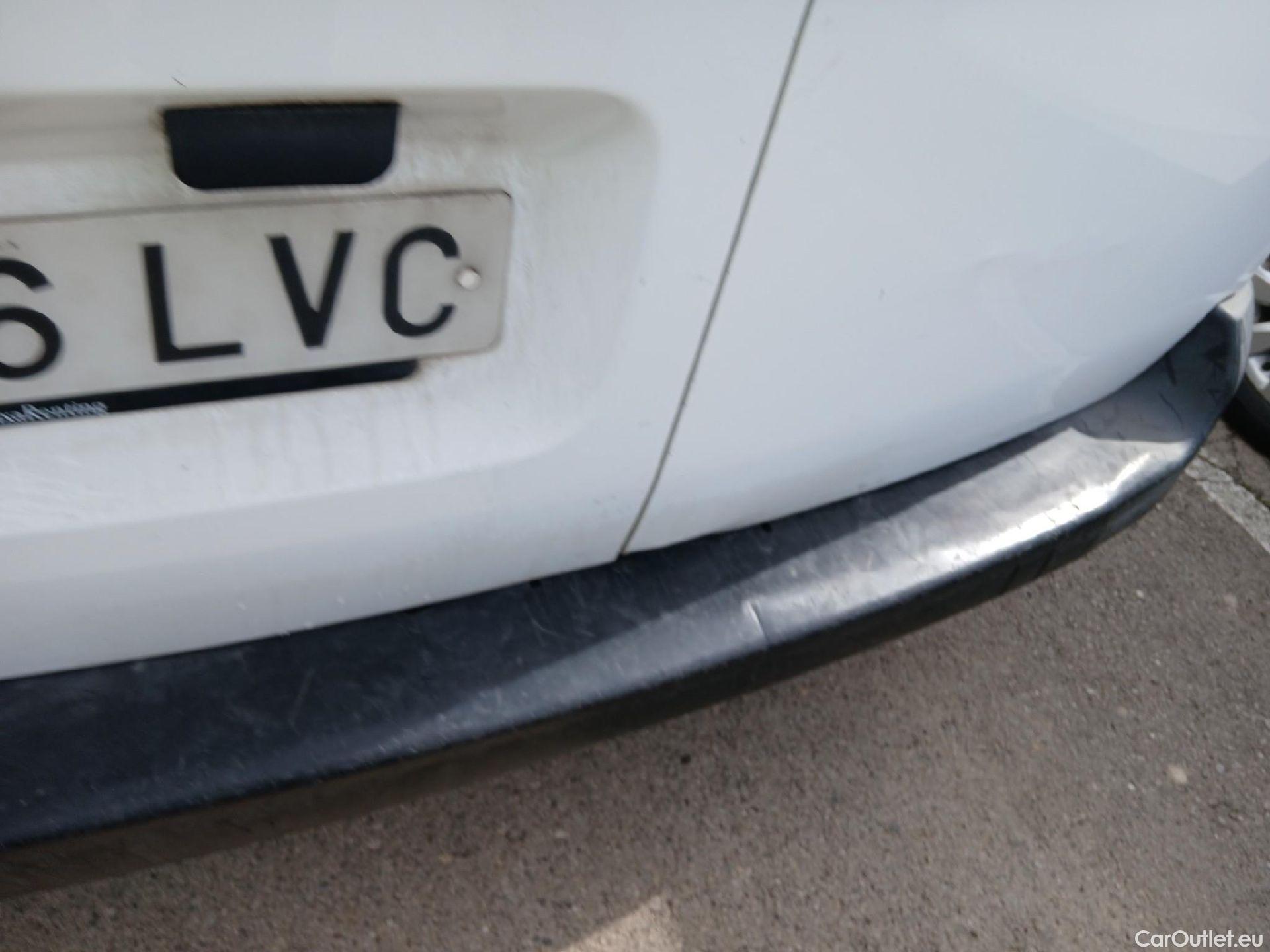  Peugeot  Expert PEUGEOT  / 2016 / 4P / furgón Furgón Premium 1.5 BlueHDi 100 Standard (AC) #21