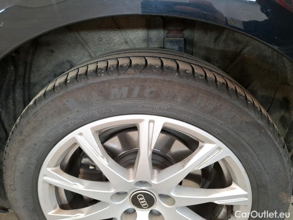  Audi  A4  Avant 30 TDI Business Line 2.0 TDI 135CV BVA7 E6d #11