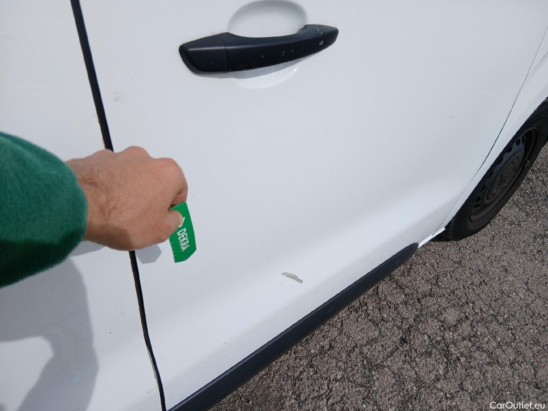  Peugeot  Expert PEUGEOT  / 2016 / 4P / furgón Furgón Premium 1.5 BlueHDi 100 Standard (AC) #29