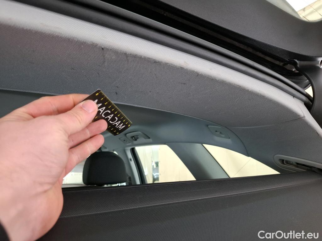  Audi  A4  Avant 30 TDI Business Line 2.0 TDI 135CV BVA7 E6d #6