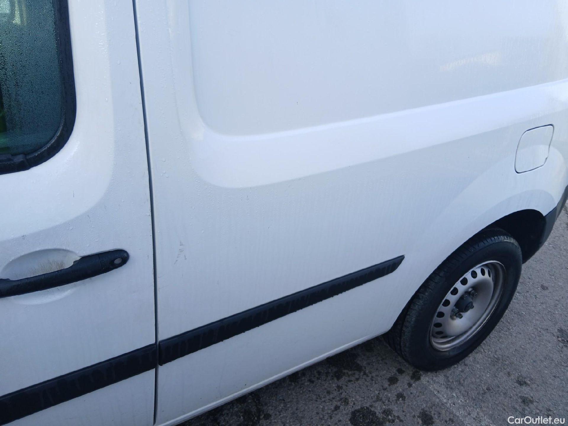  Renault  Kangoo RENAULT  Furgón/2013/3P/furgón derivado de turismo Profesional Blue dCi 70kW (95CV) #8