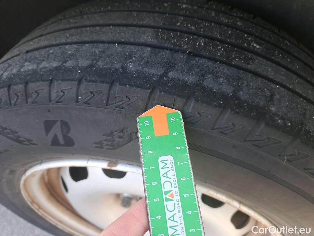  Peugeot  Partner PEUGEOT  / 2015 / 4P / combi TEPEE Access BlueHDi 1.6 HDi 73KW (100) #42