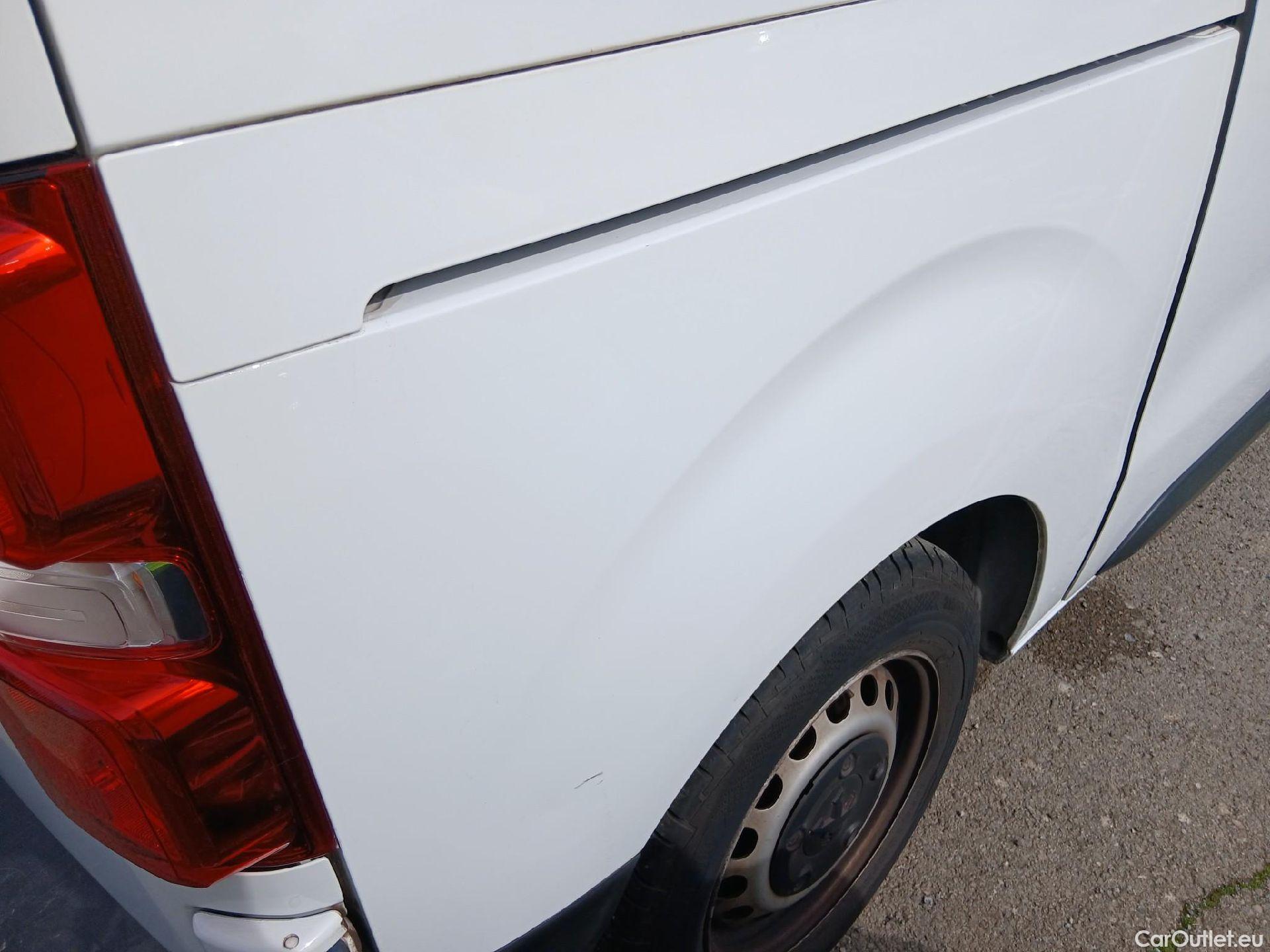  Peugeot  Expert PEUGEOT  / 2016 / 4P / furgón Furgón Premium 1.5 BlueHDi 100 Standard (AC) #26