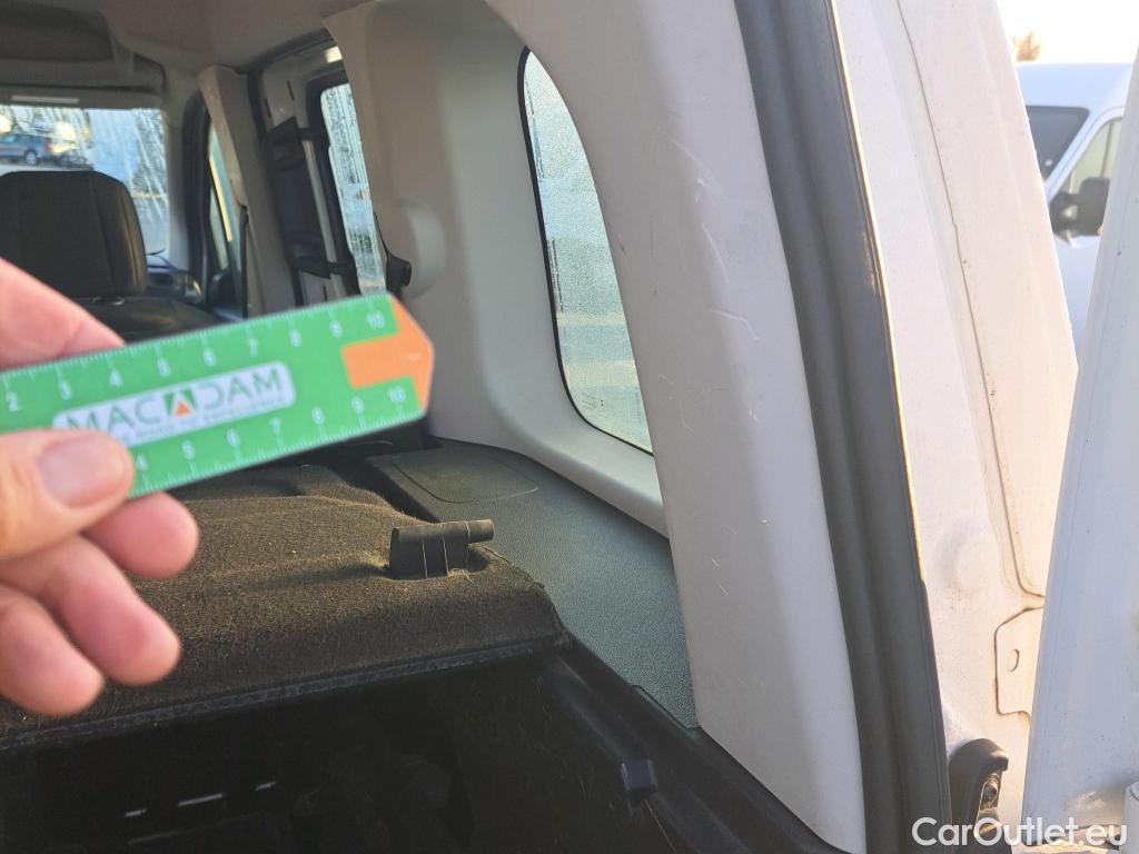  Peugeot  RIFTER PEUGEOT  / 2018 / 5P / combi Active Pack Business Std. BlueHDi 100 #43