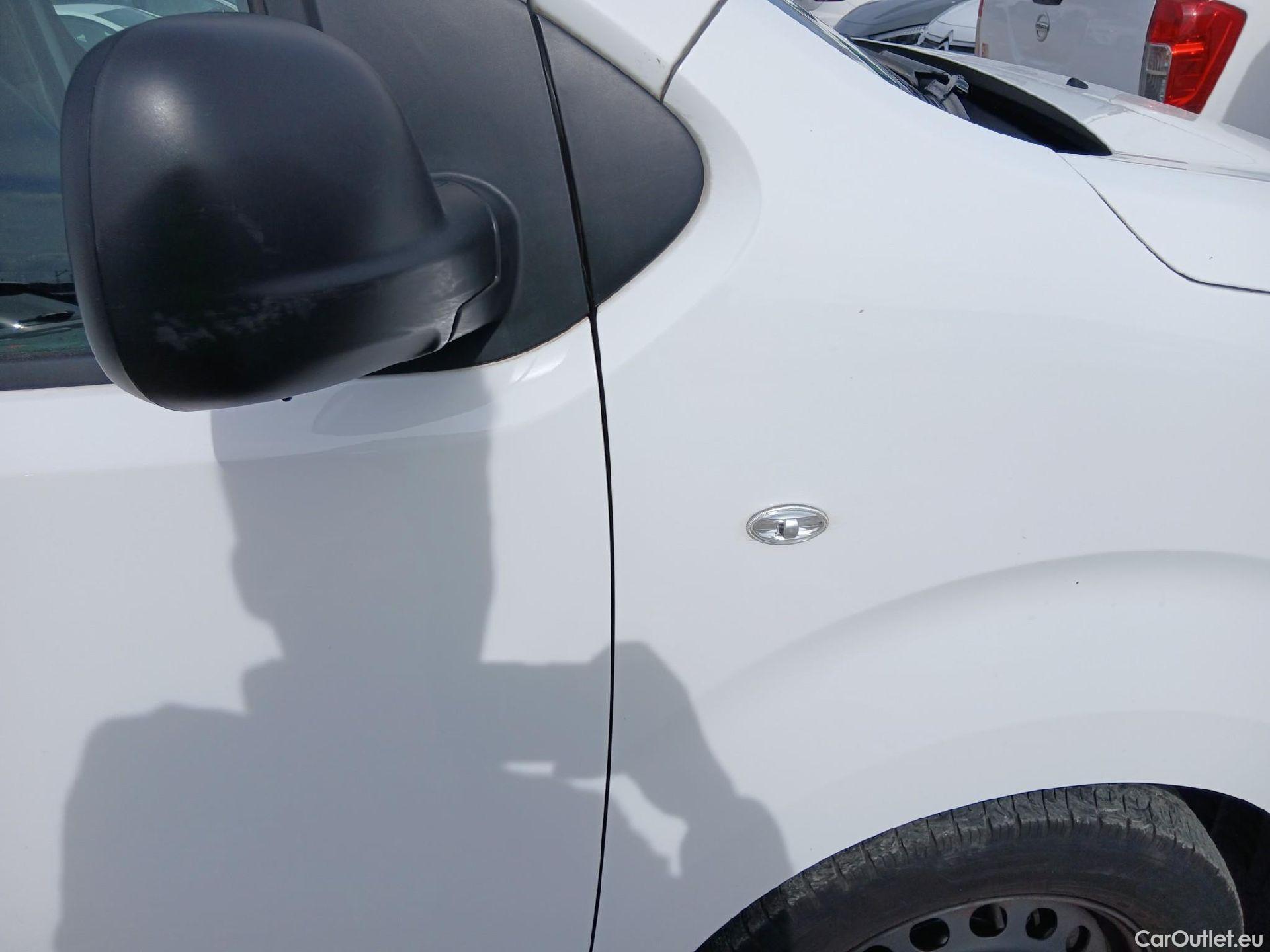  Peugeot  Expert PEUGEOT  / 2016 / 4P / furgón Furgón Premium 1.5 BlueHDi 100 Standard (AC) #34