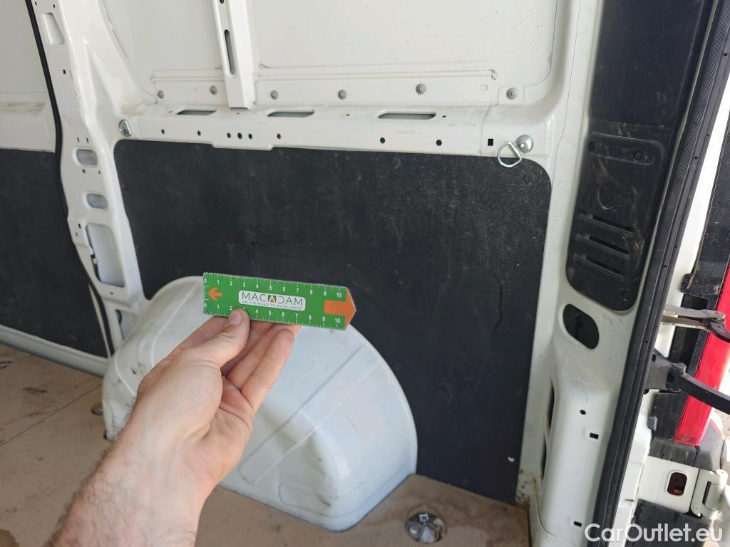  Peugeot  Boxer PEUGEOT  / 2014 / 4P / furgón Pack 330 L1 H1 BHDI 103kW (140CV) S&S #1