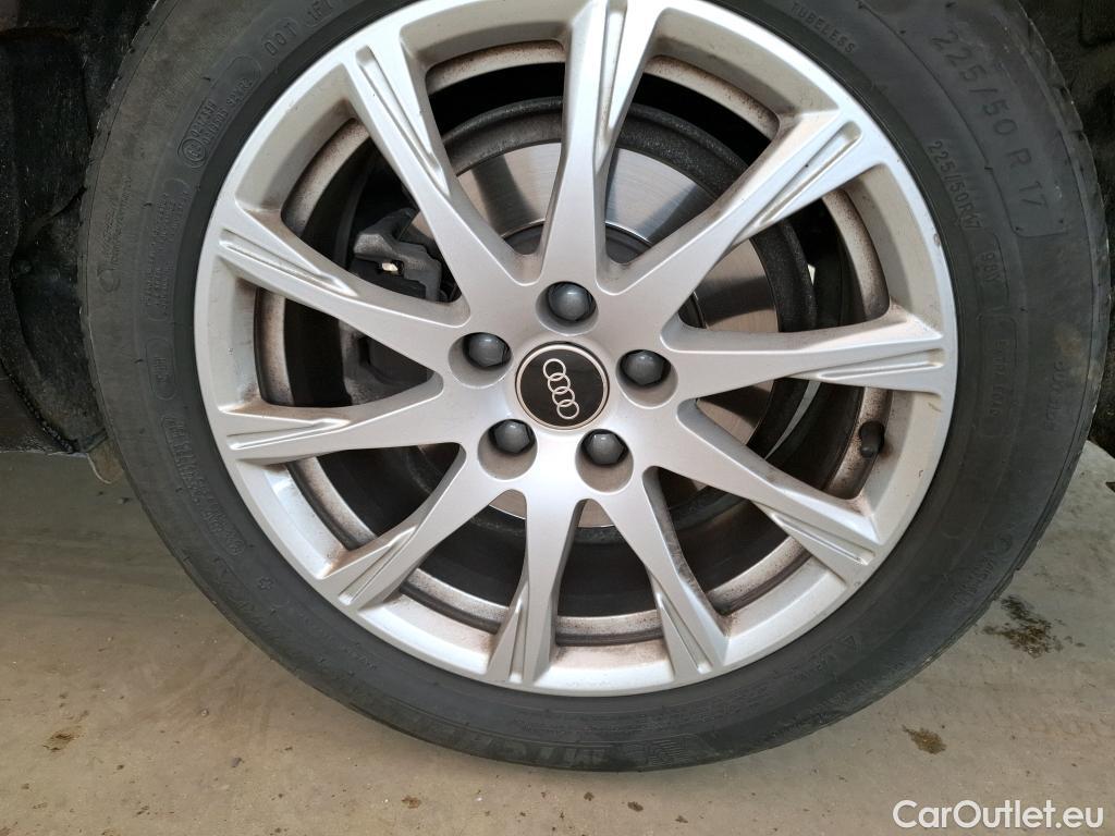  Audi  A4  Avant 30 TDI Business Line 2.0 TDI 135CV BVA7 E6d #12