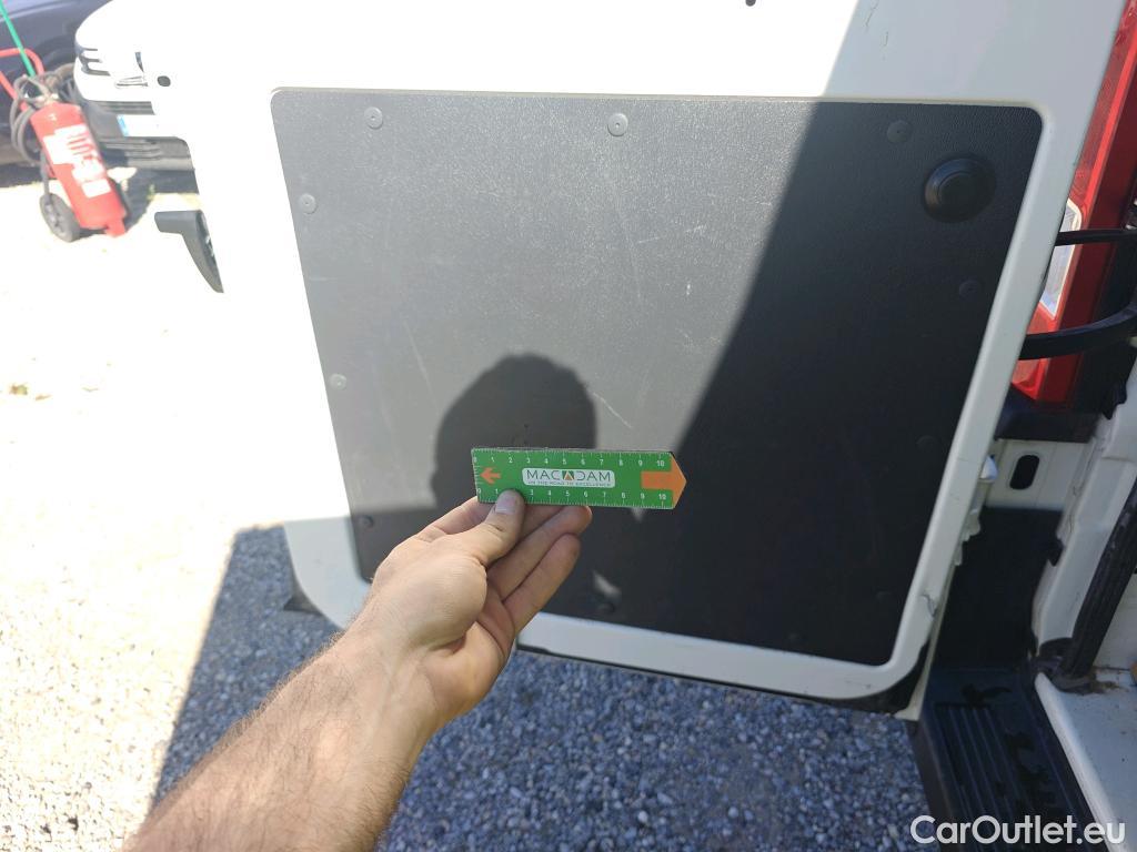  Peugeot  Boxer PEUGEOT  / 2014 / 4P / furgón Pack 330 L1 H1 BHDI 103kW (140CV) S&S #23