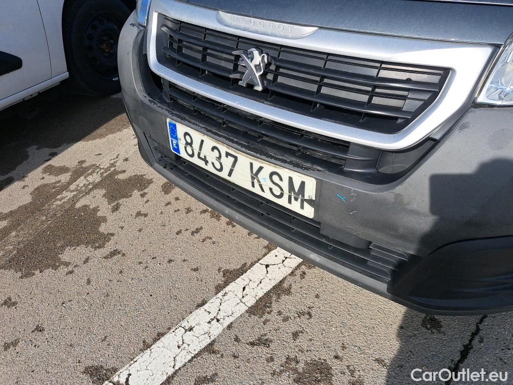  Peugeot  Partner PEUGEOT  / 2015 / 4P / combi TEPEE Access BlueHDi 1.6 HDi 73KW (100) #51