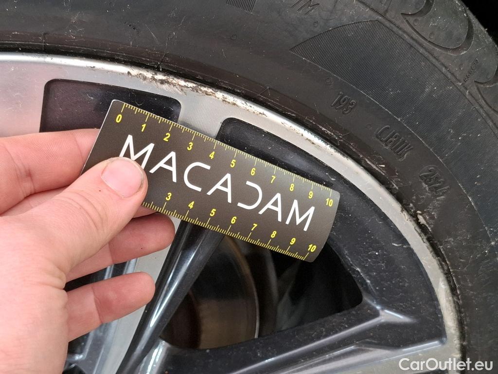  Bmw  Serie 1 Série 1 Berline 118 i Lounge 1.5 140CV BVA7 E6dT #49