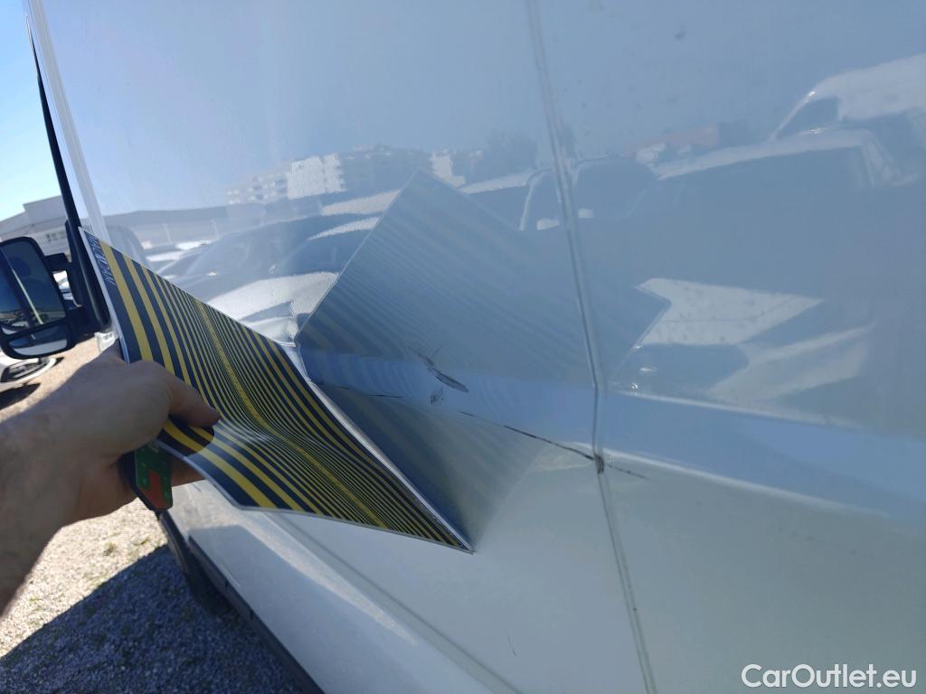  Peugeot  Boxer PEUGEOT  / 2014 / 4P / furgón Pack 330 L1 H1 BHDI 103kW (140CV) S&S #4