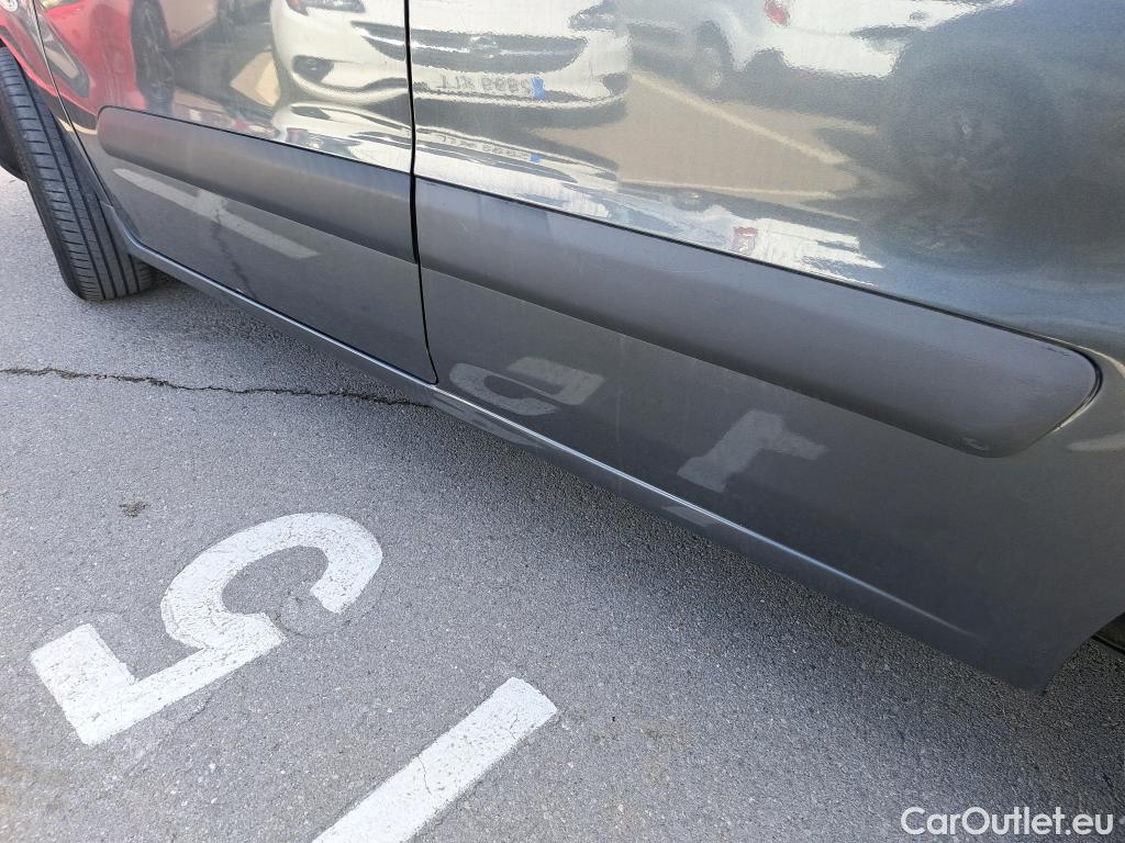  Peugeot  Partner PEUGEOT  / 2015 / 4P / combi TEPEE Access BlueHDi 1.6 HDi 73KW (100) #28