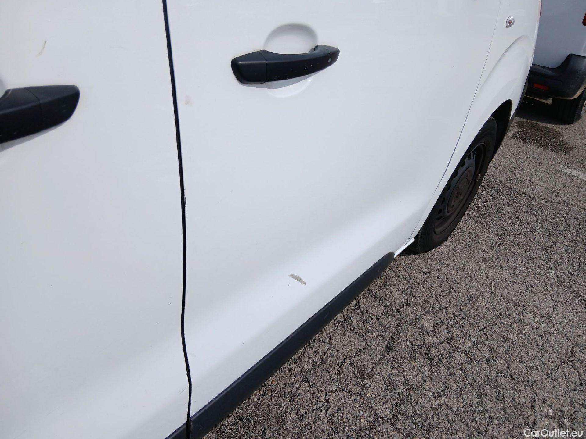  Peugeot  Expert PEUGEOT  / 2016 / 4P / furgón Furgón Premium 1.5 BlueHDi 100 Standard (AC) #30