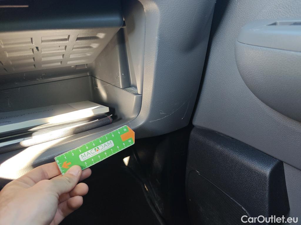  Nissan  NV200 NISSAN  / 2009 / 5P / combi 5pl. 1.5dCi 66kW (90CV) PRO (N1) #31