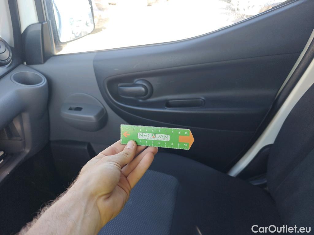  Nissan  NV200 NISSAN  / 2009 / 5P / combi 5pl. 1.5dCi 66kW (90CV) PRO (N1) #39