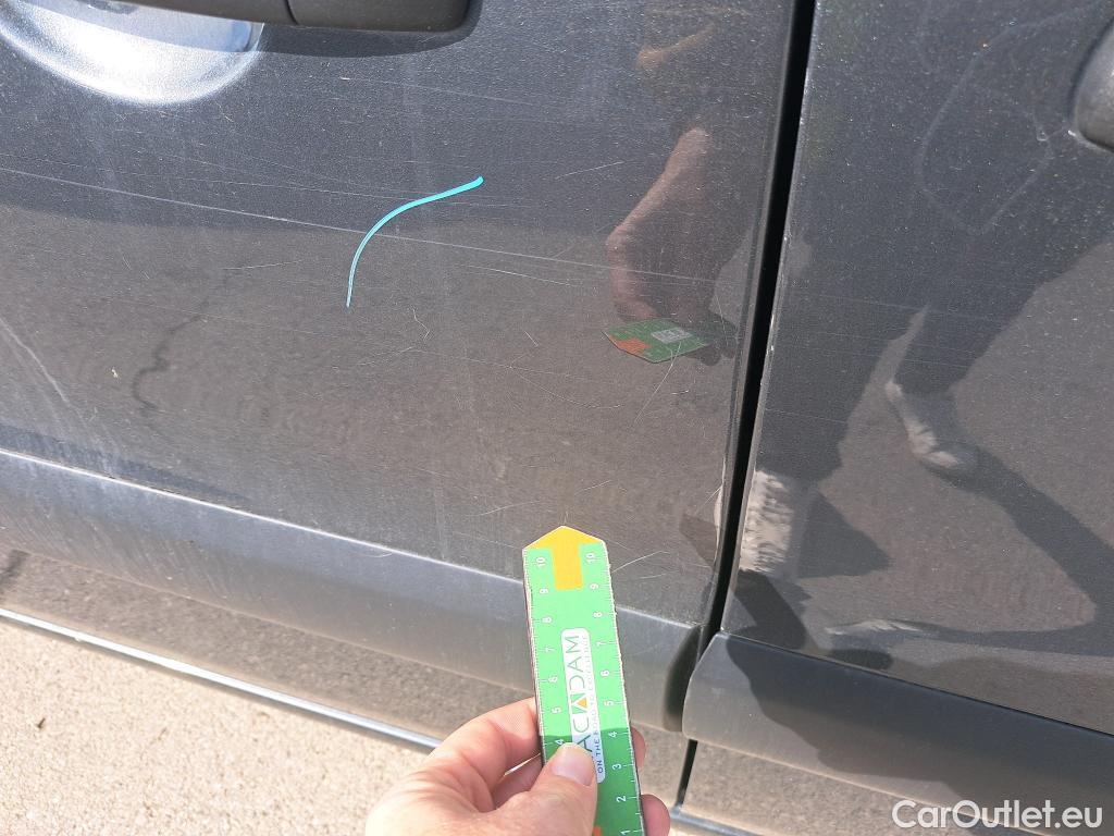  Peugeot  Partner PEUGEOT  / 2015 / 4P / combi TEPEE Access BlueHDi 1.6 HDi 73KW (100) #18