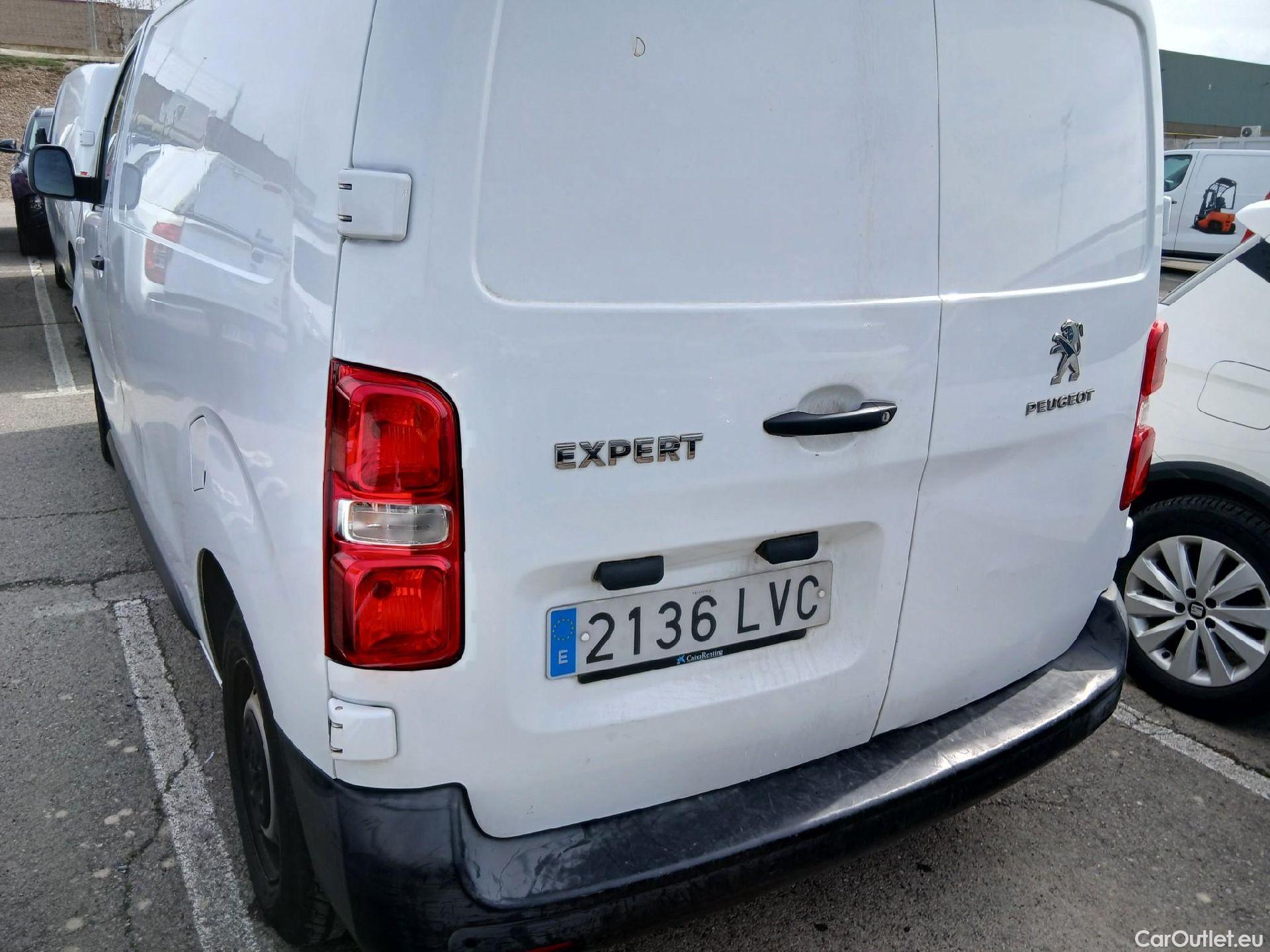  Peugeot  Expert PEUGEOT  / 2016 / 4P / furgón Furgón Premium 1.5 BlueHDi 100 Standard (AC) #20