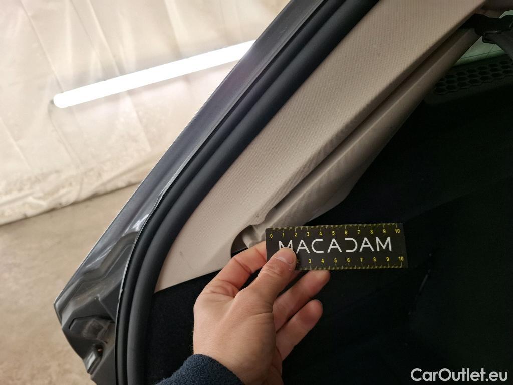  Bmw  Serie 3 Série 3 Touring 318 d Lounge 2.0 150CV BVA8 E6d #13