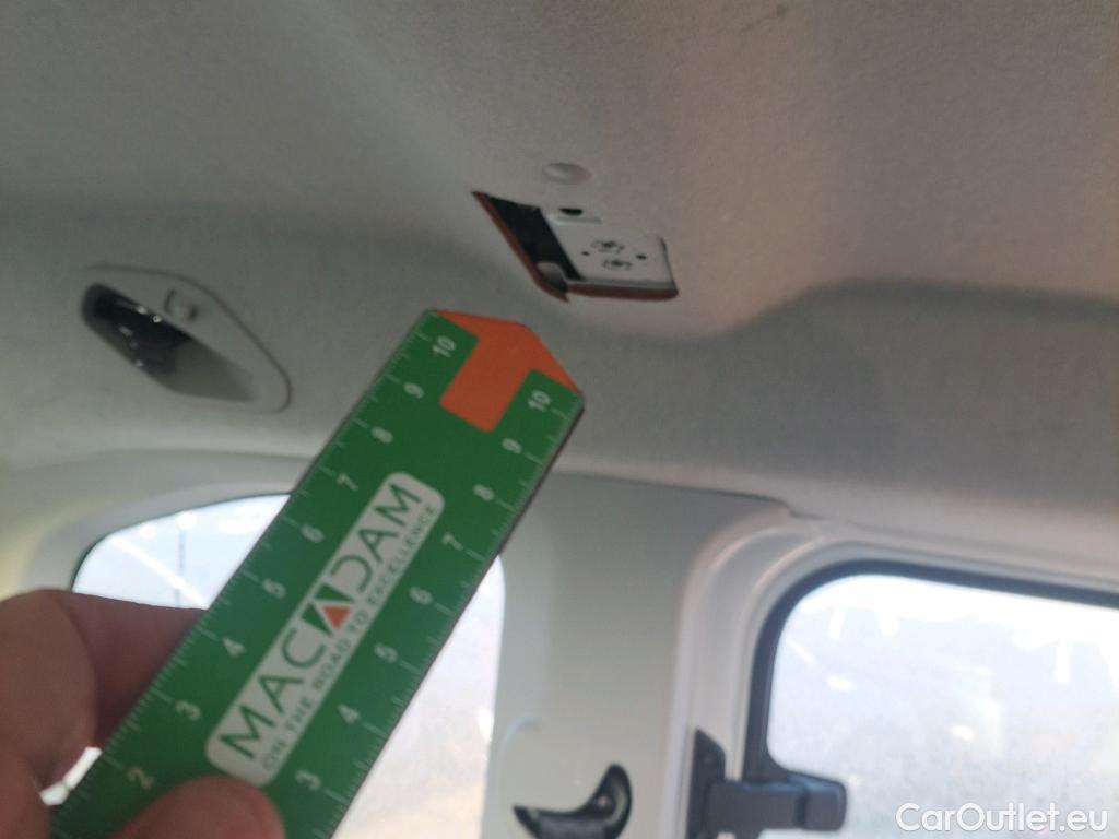  Peugeot  RIFTER PEUGEOT  / 2018 / 5P / combi Active Pack Business Std. BlueHDi 100 #51