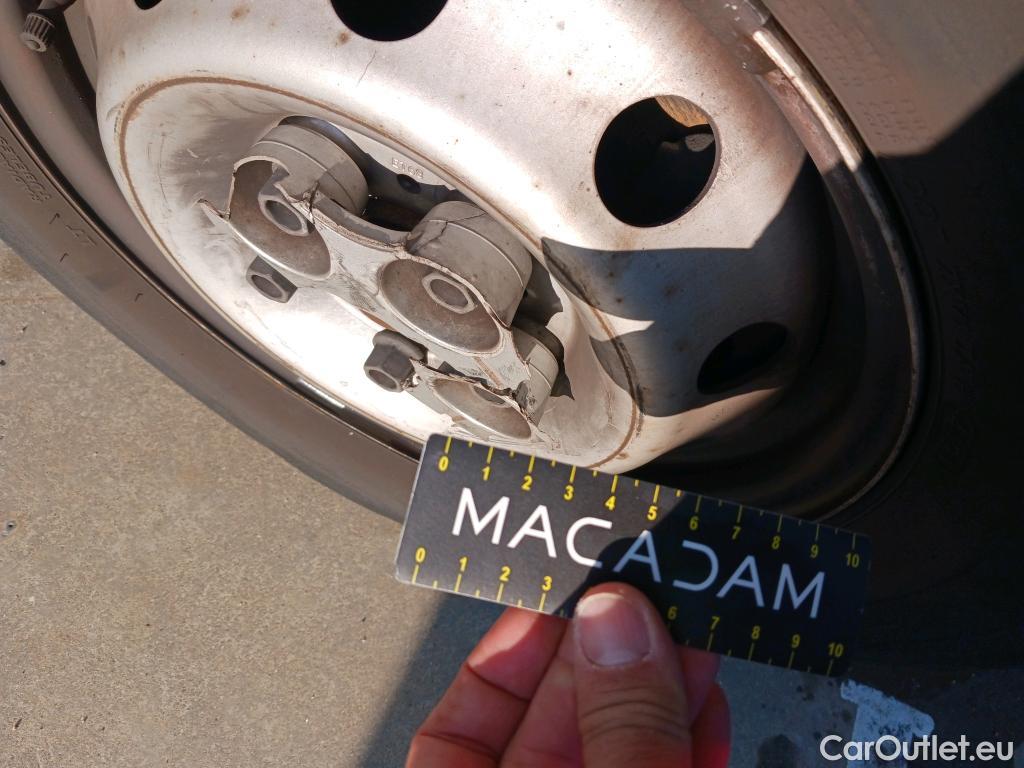  Peugeot  Boxer PEUGEOT  / 2014 / 4P / furgón 335 L2H2 BlueHDi 96KW (130CV) #33