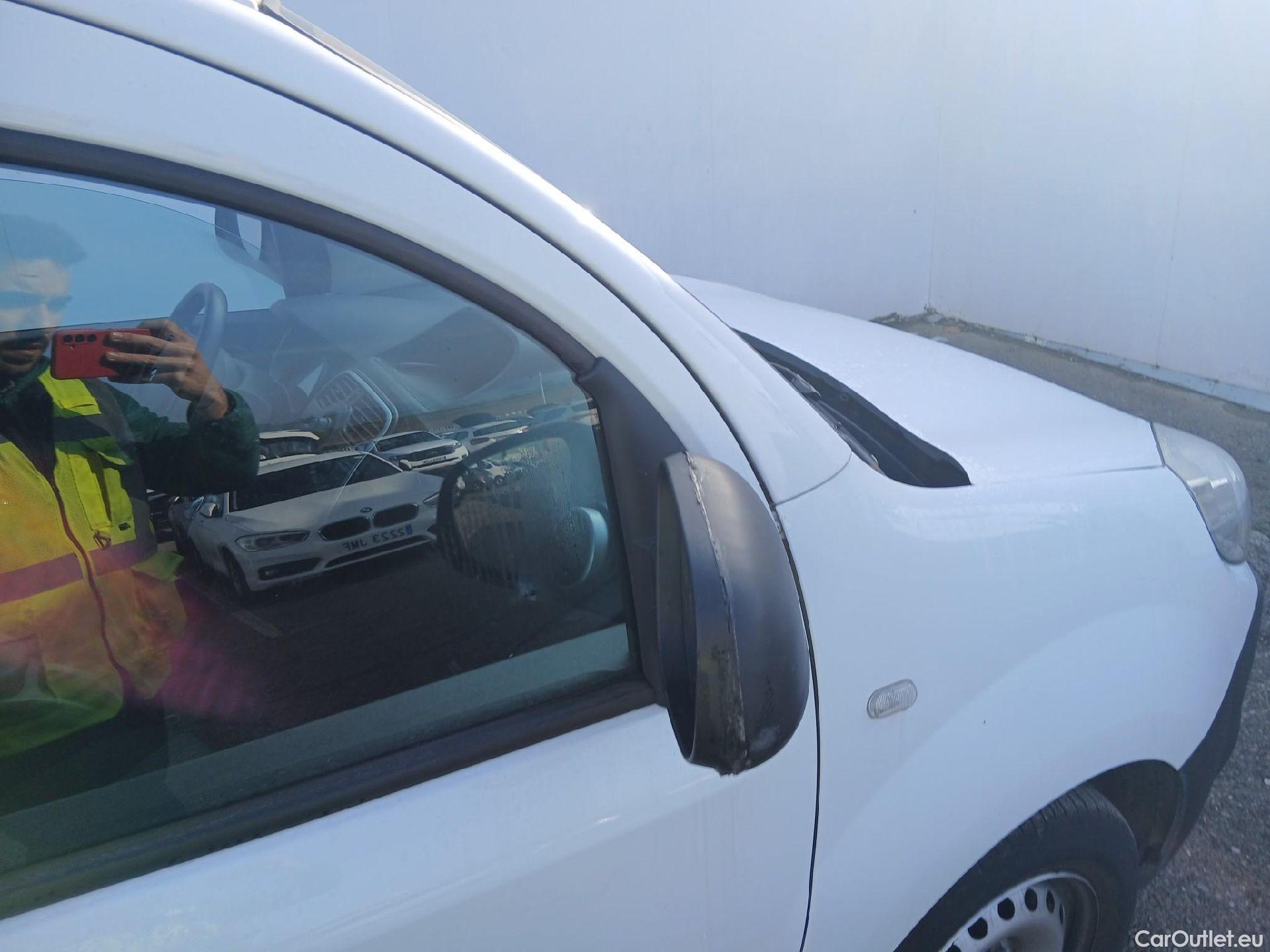  Renault  Kangoo RENAULT  Furgón/2013/3P/furgón derivado de turismo Profesional Blue dCi 70kW (95CV) #19