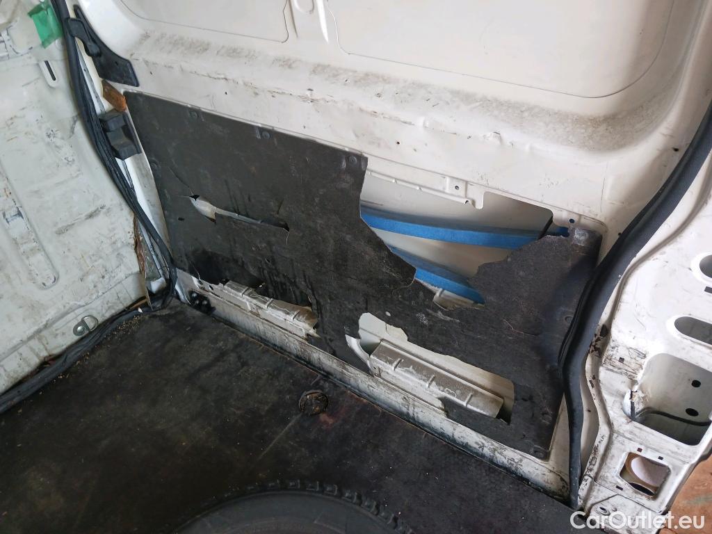  Peugeot  Boxer PEUGEOT  / 2014 / 4P / furgón 335 L2H2 BlueHDi 96KW (130CV) #1