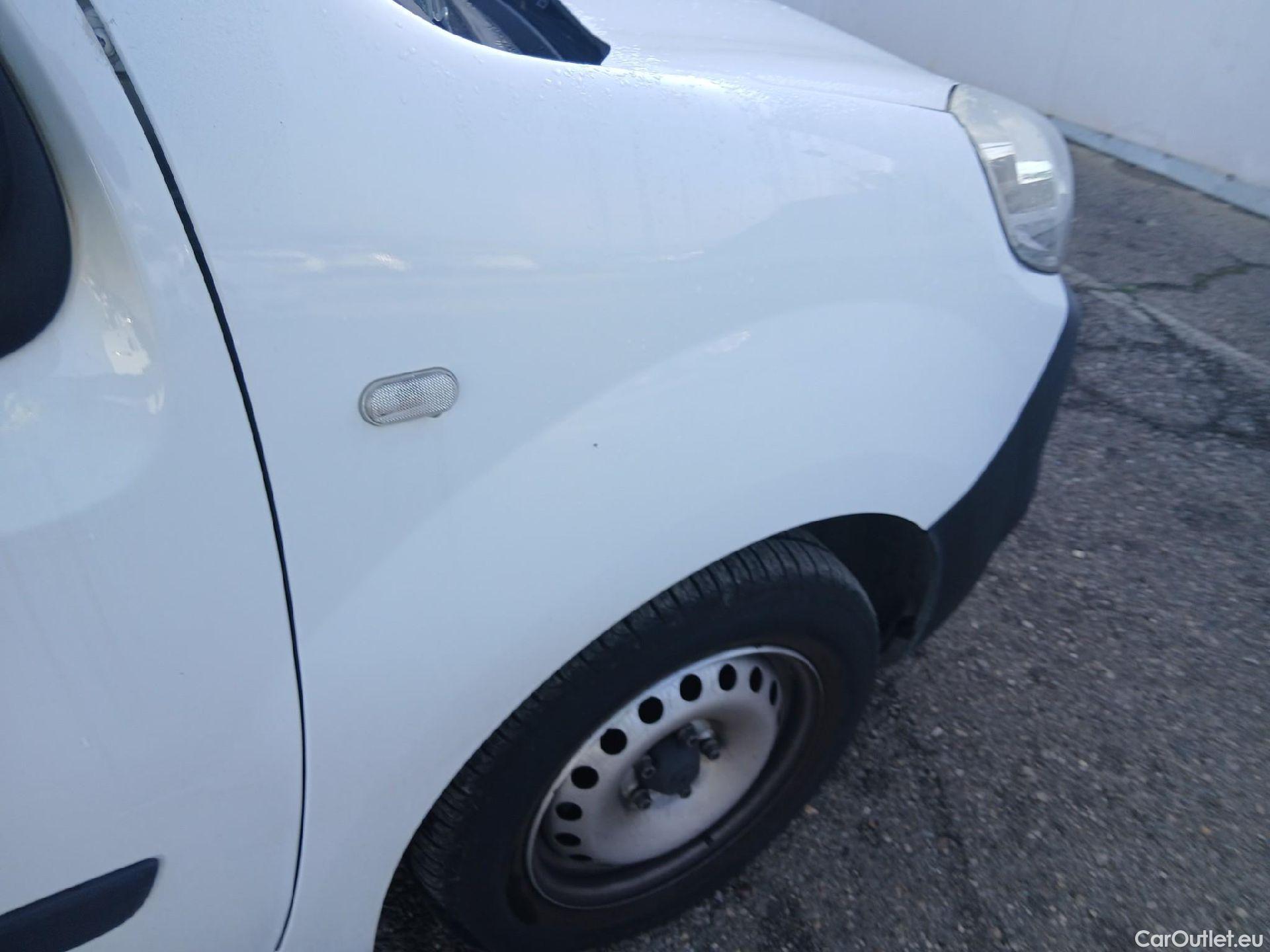  Renault  Kangoo RENAULT  Furgón/2013/3P/furgón derivado de turismo Profesional Blue dCi 70kW (95CV) #21