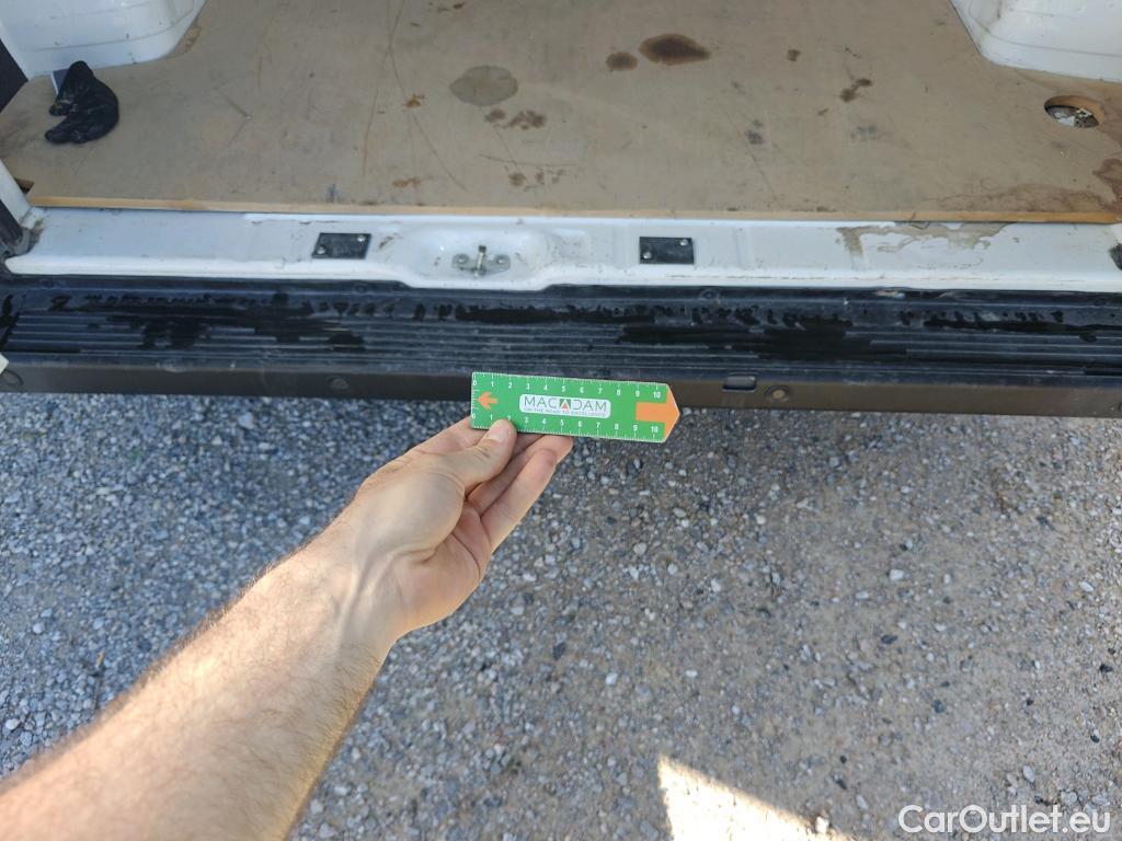  Peugeot  Boxer PEUGEOT  / 2014 / 4P / furgón Pack 330 L1 H1 BHDI 103kW (140CV) S&S #17