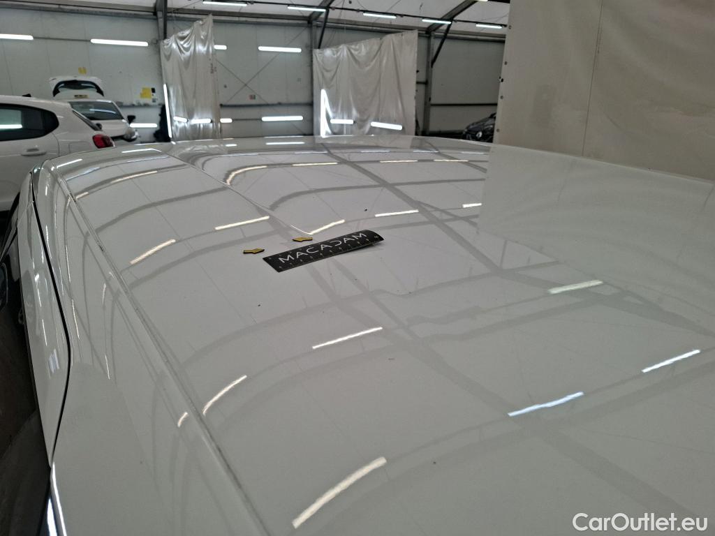  Citroen  C4 Cactus  Shine Business 1.2 PureTech 130CV BVA6 E6d #42